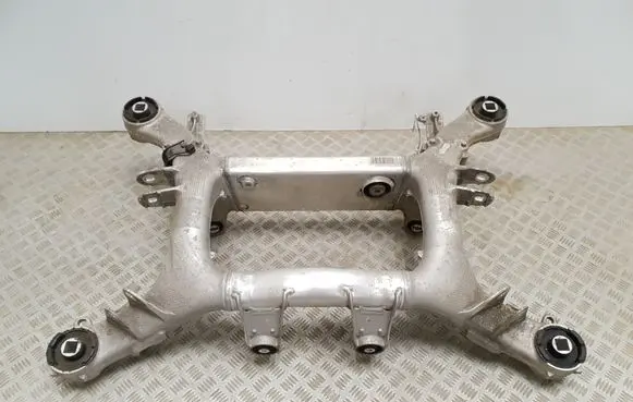 BMW M5 F90 Rear subframe 33317857057