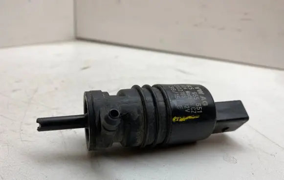 Audi A6 S6 C6 4F Windscreen/windshield washer pump 1K5955651