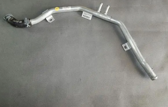 Audi A8 S8 D4 4H Engine coolant pipe/hose 079121070CL