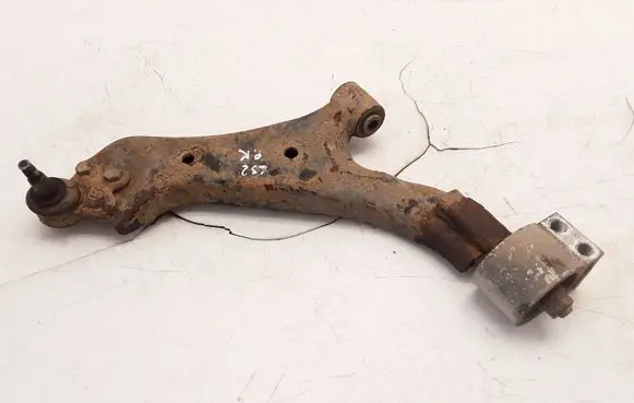 Chevrolet Captiva Front lower control arm/wishbone