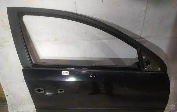 Opel Signum Front door juodos