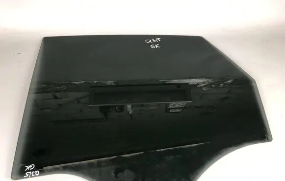 Audi Q3 8U Rear door window glass