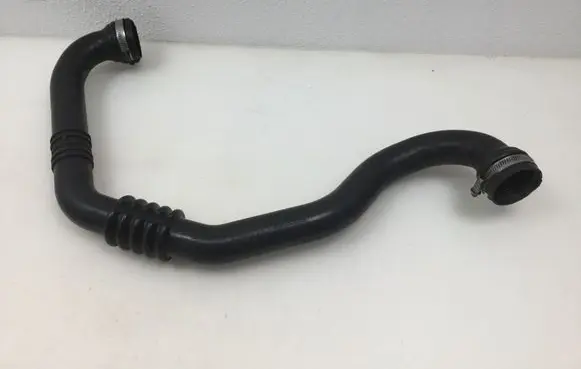 Intercooler hose/pipe