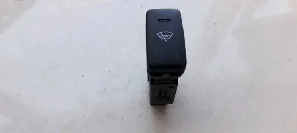 Lexus IS 220D-250-350 Windscreen/window heater switch 15A280