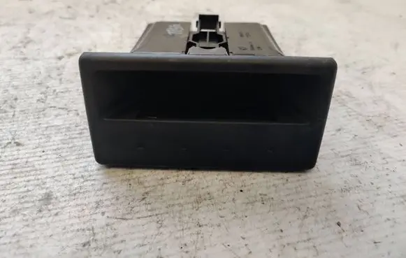 Volkswagen Transporter - Caravelle T4 Car ashtray 7D0857331A