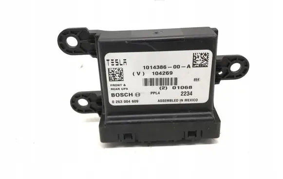 Tesla Model S Other control units/modules 1014386