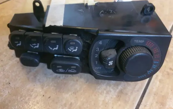 Mazda Xedos 6 Climate control unit 1464302933 1464303951 T0984a23