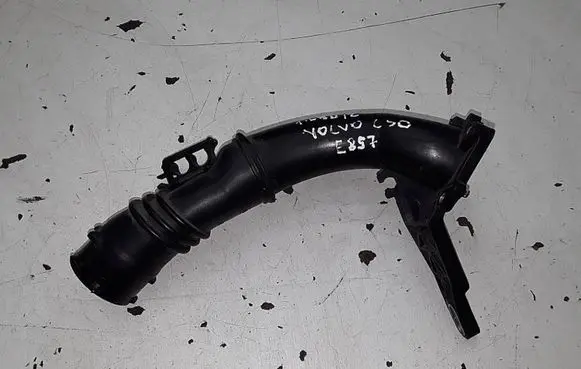 Volvo C30 Intercooler hose/pipe AV6Q9351BC