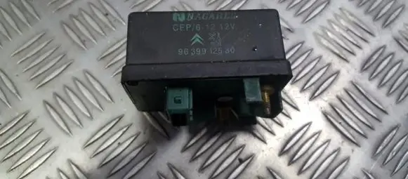 Peugeot 206 Glow plug pre-heat relay 9639912580