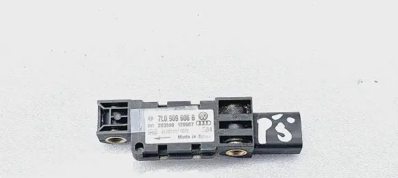 Porsche Cayenne (9PA) Airbag deployment crash/impact sensor 7L0909606B