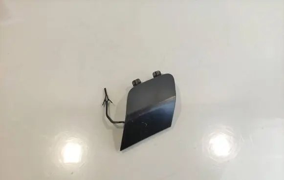 Audi A3 8Y Front tow hook cap/cover 8Y0807241ECAREWAZ