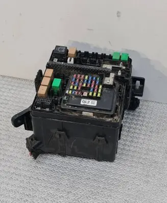 KIA Sportage Fuse module 91950D9BB0 P73065829