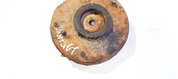Renault Laguna I Coil spring mount 