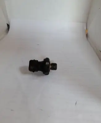 BMW 3 E46 Oil pressure sensor 17105092A
