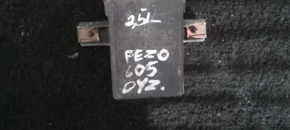 Peugeot 605 Other relay 9618815580