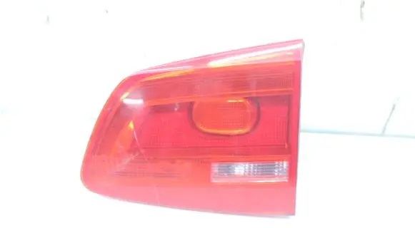 Volkswagen Touran II Tailgate rear/tail lights 176452R