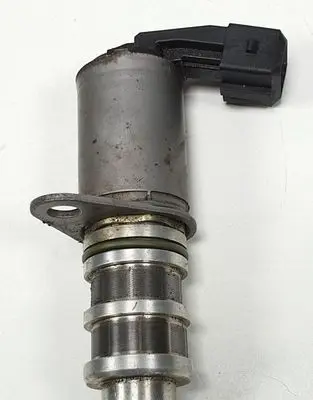 BMW 1 E81 E87 Turbo solenoid valve 7584990
