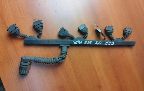 BMW 5 E39 Ignition plug leads 1744590