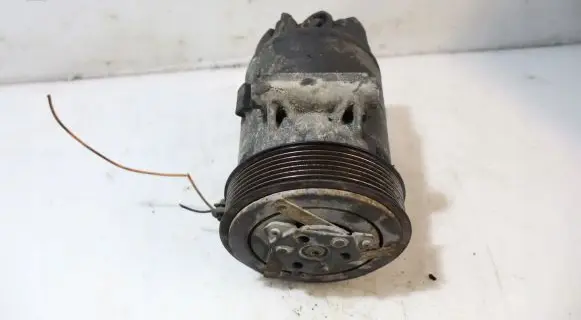 Renault Megane II Air conditioning (A/C) compressor (pump)