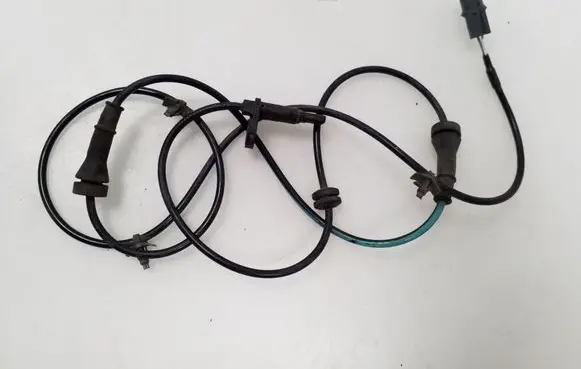 Nissan Juke I F15 ABS brake wheel speed sensor 479101KA0A