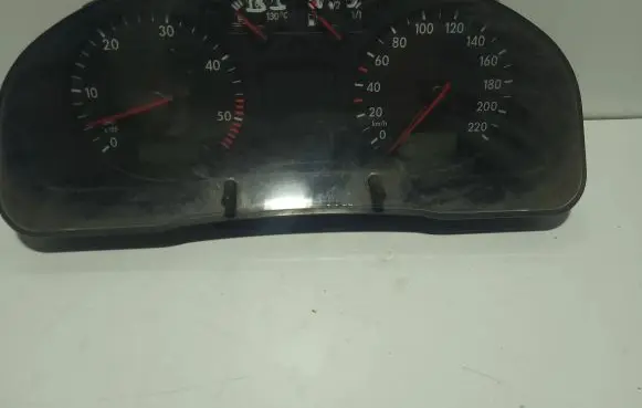 Volkswagen PASSAT B5 Speedometer (instrument cluster) 3B0919861J 09051940090 291122Q