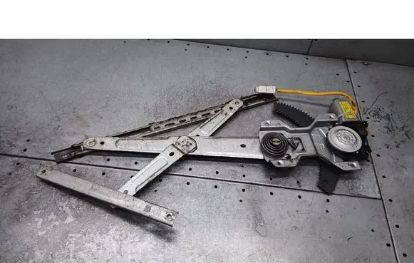 Hyundai Matrix Front door window regulator with motor 9881017100