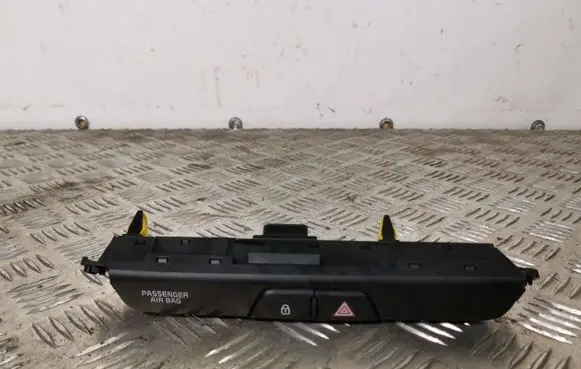 KIA Stonic Hazard light switch 93790H8900WK