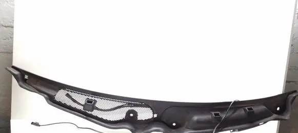 Mercedes-Benz C W204 Wiper trim A2048300013