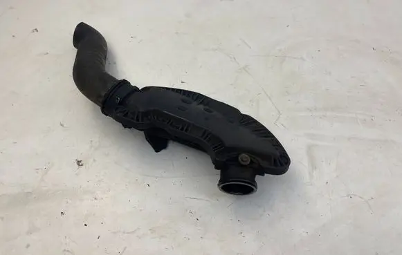 Jeep Grand Cherokee (WK) Intake resonator 