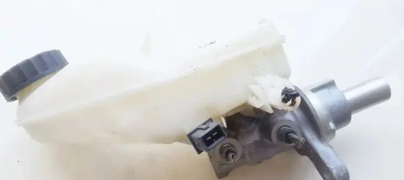 Toyota Auris 150 Master brake cylinder 0204y24234