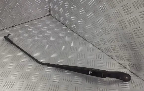 Mazda 3 I Front wiper blade arm