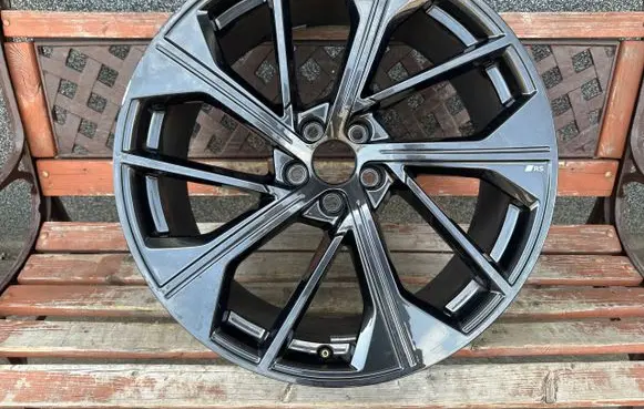 Audi Q5 SQ5 R21 alloy rim 