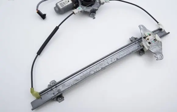 Nissan Almera N16 Front door window regulator with motor 400600T4 114726