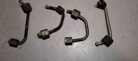 Peugeot 406 Fuel injector supply line/pipe 