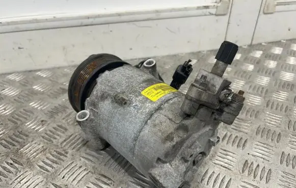 Ford C-MAX II Air conditioning (A/C) compressor (pump) AV6119D629DB