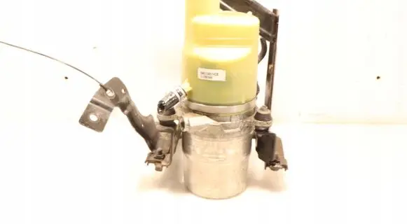 Volvo C30 Power steering pump 5N513K514CB