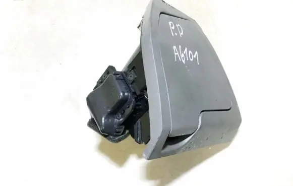 Nissan X-Trail T31 Glove box 68430jg00a