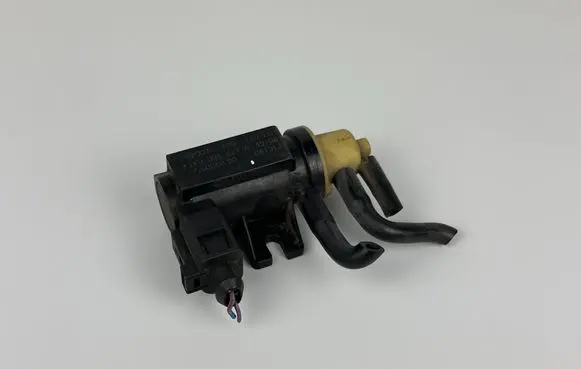 Volkswagen Golf VI Turbo solenoid valve 1K0906627A 06T313 70086800