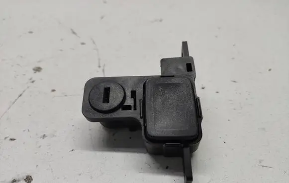 Nissan Murano Z50 Glove box lock 