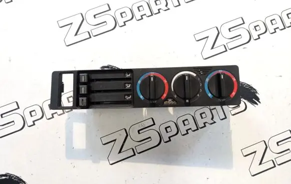 BMW 5 E34 Climate control unit 1384290