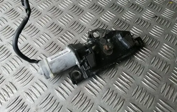 BMW 5 E60 E61 Tailgate/trunk/boot lift motor 7129931