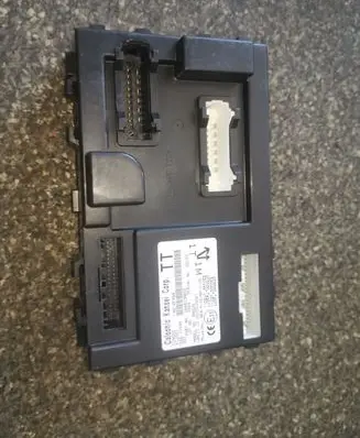 Nissan Leaf I (ZE0) Other control units/modules 284B13NE0C