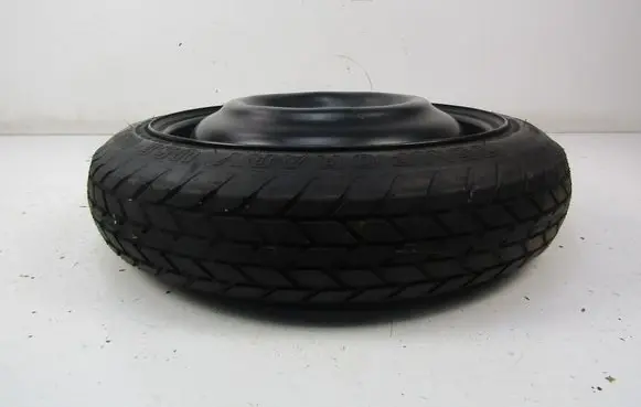 Toyota Yaris Verso R12 spare wheel 