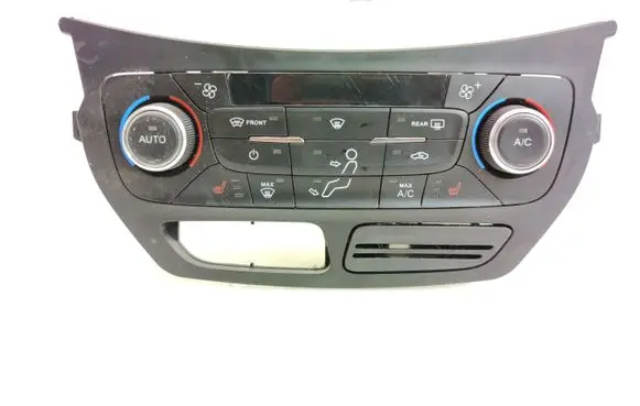 Ford Kuga II Climate control unit GJ5T18C612DG WAJV013056