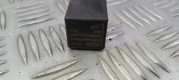 Ford Sierra Other relay 83bg14n089ca v23134-j4-x37