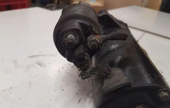 BMW 3 E90 E91 Starter motor 0001139002 20070630