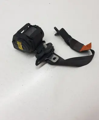 Chevrolet Captiva Third row seat belt 