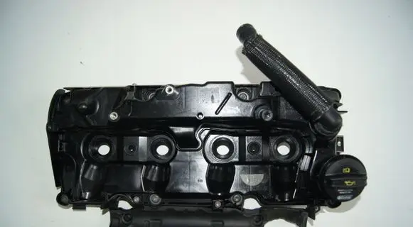 Audi A4 S4 B9 Rocker cam cover 05L103469A
