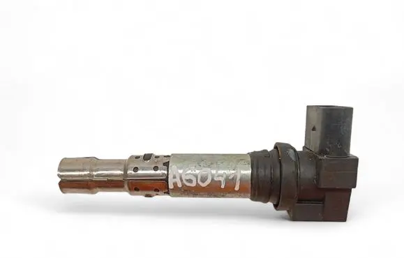 Seat Ibiza IV (6J,6P) High voltage ignition coil 036905715