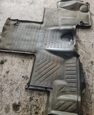 Volkswagen II LT Front floor carpet liner 